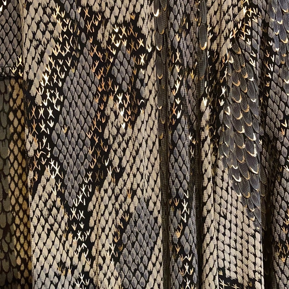 Blazer - Picture 3 of 5